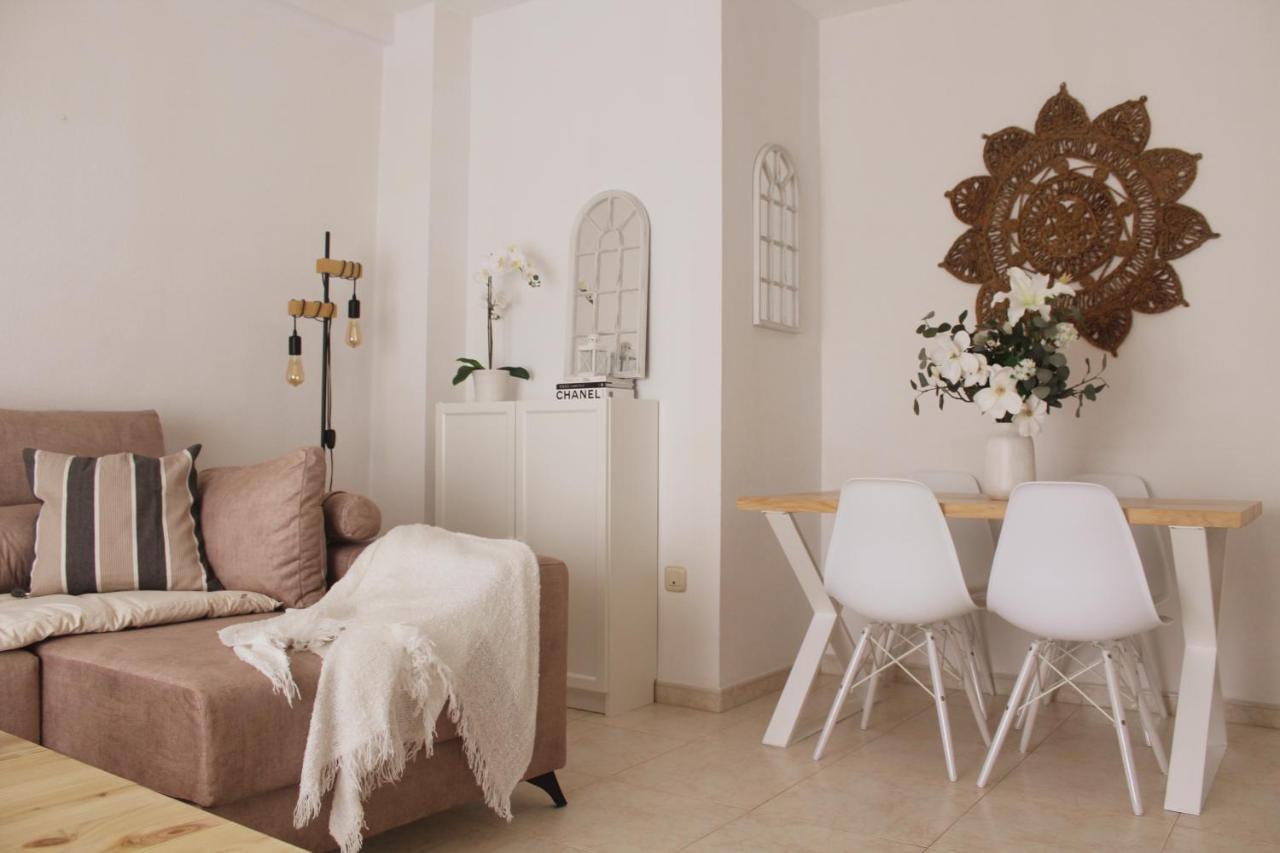 Ideal Familias Apartment