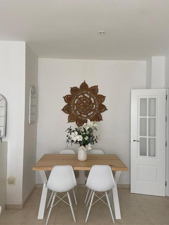 Ideal Familias Apartment